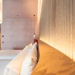 Palacio Bellas Artes San Sebastian, Curio Collection By Hilton サン・セバスティアン