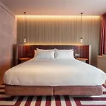 Palacio Bellas Artes San Sebastian, Curio Collection By Hilton