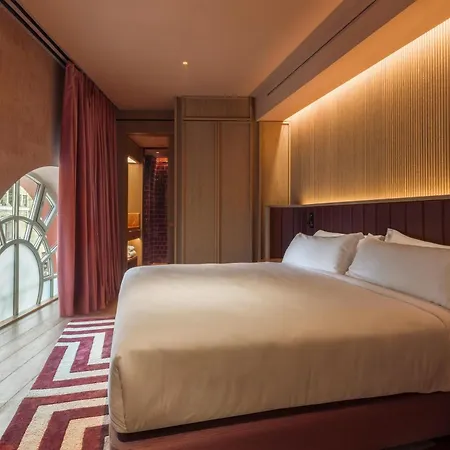 Palacio Bellas Artes San Sebastian, Curio Collection By Hilton