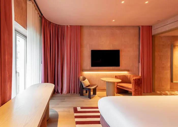 Отель Palacio Bellas Artes San Sebastian, Curio Collection Hilton Сан-Себастьян