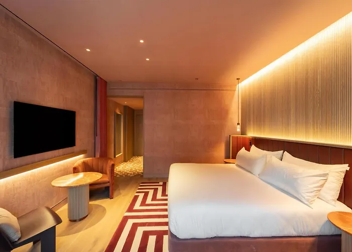 Отель Palacio Bellas Artes San Sebastian, Curio Collection Hilton Сан-Себастьян