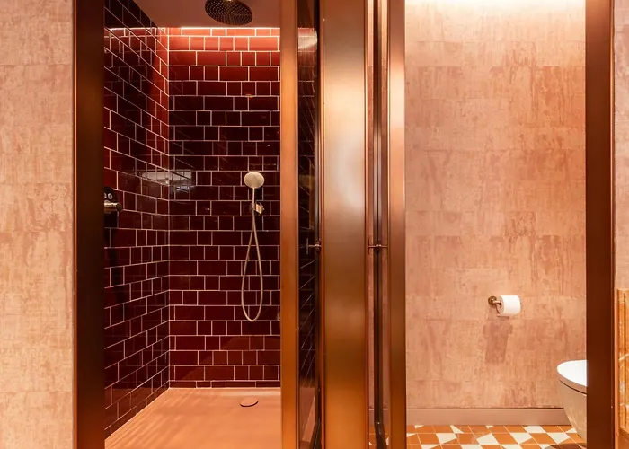 Palacio Bellas Artes San Sebastian, Curio Collection Hilton Отель