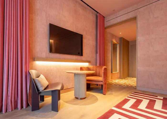 Palacio Bellas Artes San Sebastian, Curio Collection Hilton Отель Сан-Себастьян