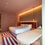 Palacio Bellas Artes San Sebastian, Curio Collection By Hilton Hotel